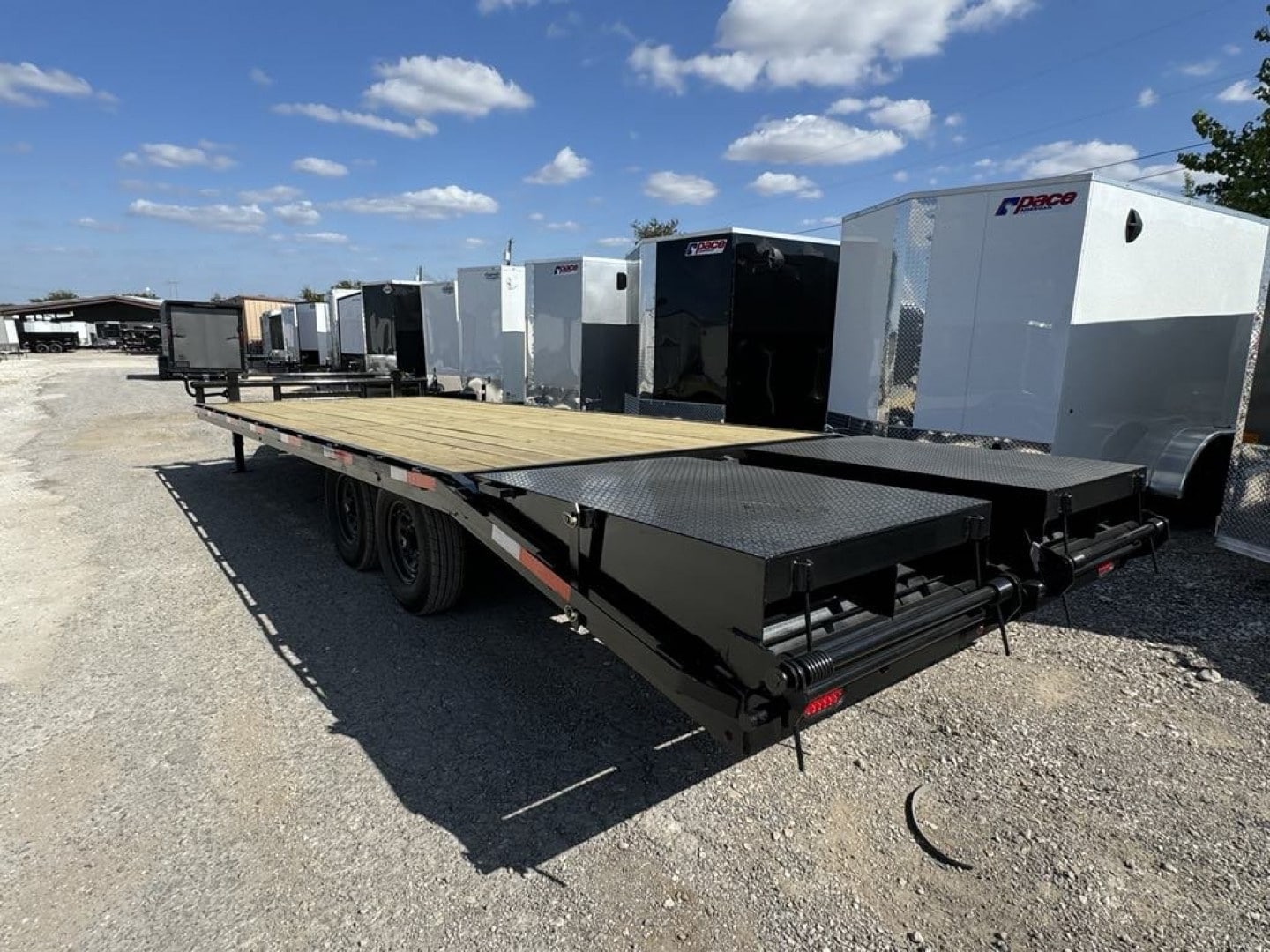 2026 Stanley Trailers 25′ MEGA RAMPS Deckover Trailer EQUIPMENT TRAILER