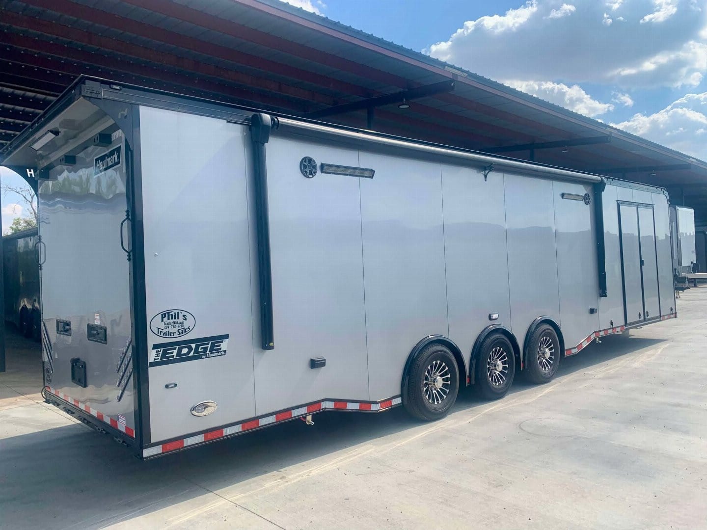 2026 Haulmark NEW 85X32 HAULMARK RACE TRAILER EDGE ENCLOSED TRAILER RACE CAR HAULER ELECTRIC AWNING CARGO TRAILERS Car / Racing Trailer