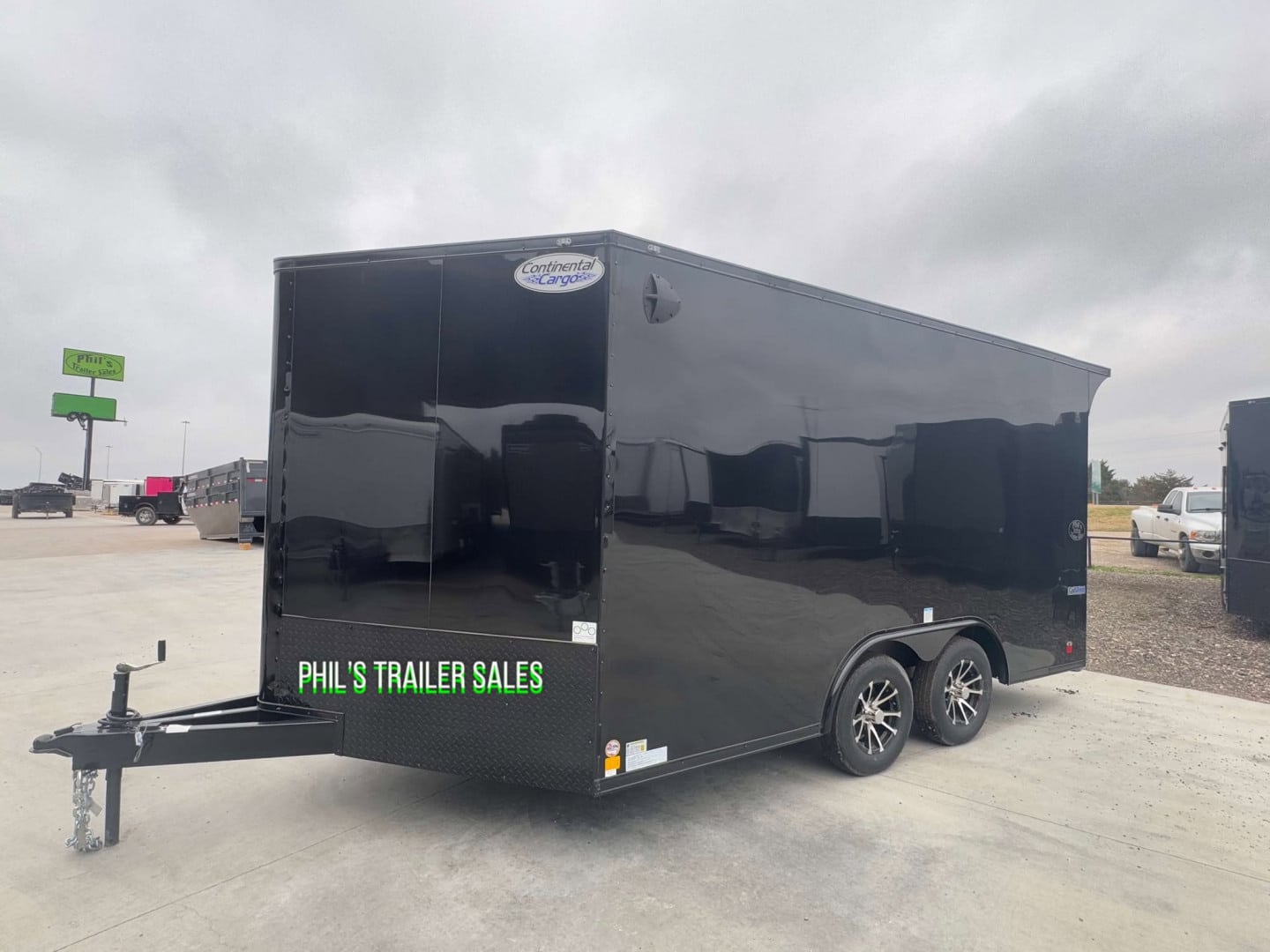 Continental Cargo NEW 85X16 V-NOSE ELECTRICAL PACKAGE ENCLOSED MOTORCYCLE TRAILER TRAILER CARGO TRAILERS Motorcycle Trailer