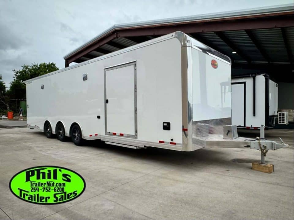 RED TAG SALE! 2023 32′ Sundowner Trailers BATHROOM TRAILER Car / Racing Trailer ONLY 1 AVAILABLE AT THIS PRICE NO REORDERS!!