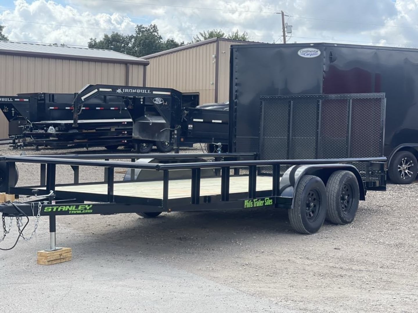 Stanley Trailers UTILITY TRAILER 83X16 PIPE TOP WITH REAR GATE BRAKES Utility Trailer