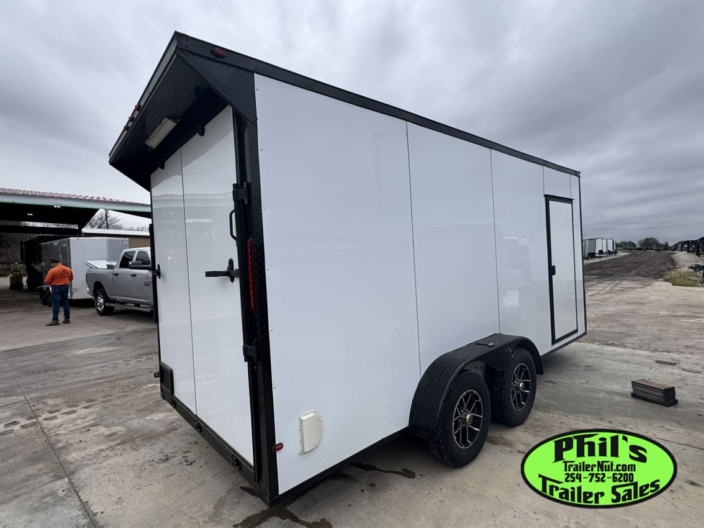 7X16 Cargo / Enclosed Trailer REAR WING & ALUMINUM WHEELS SLANT NOSE