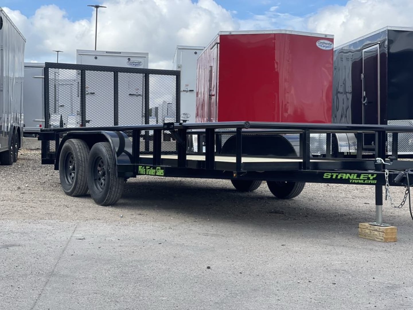 Stanley Trailers UTILITY TRAILER 83X18 PIPE TOP WITH REAR GATE BRAKES Utility Trailer