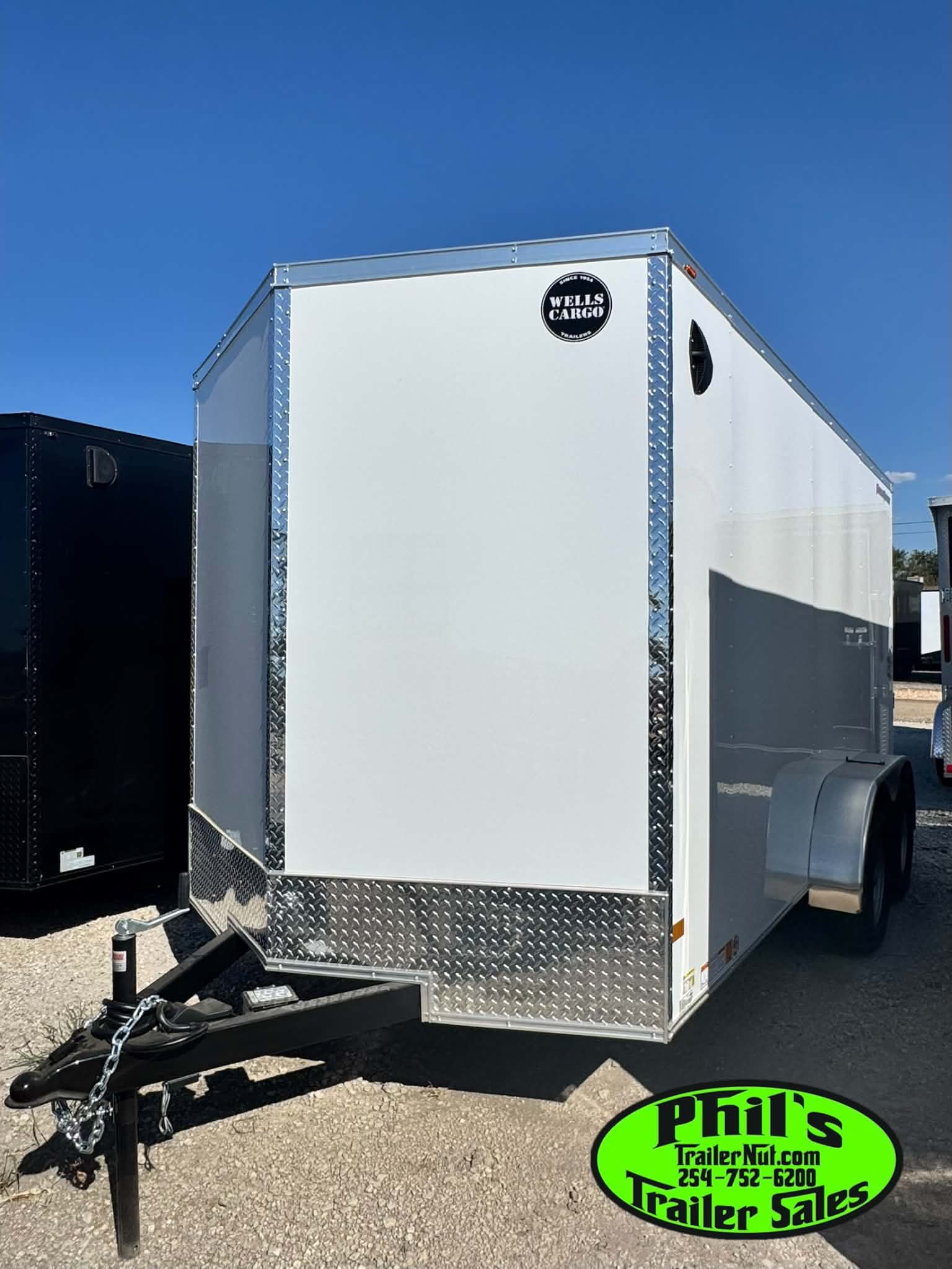 2026 Wells Cargo Trailers 7 x 14 – PASSPORT DELUX UPGRADED 7′ INTERIOR HEIGHT
