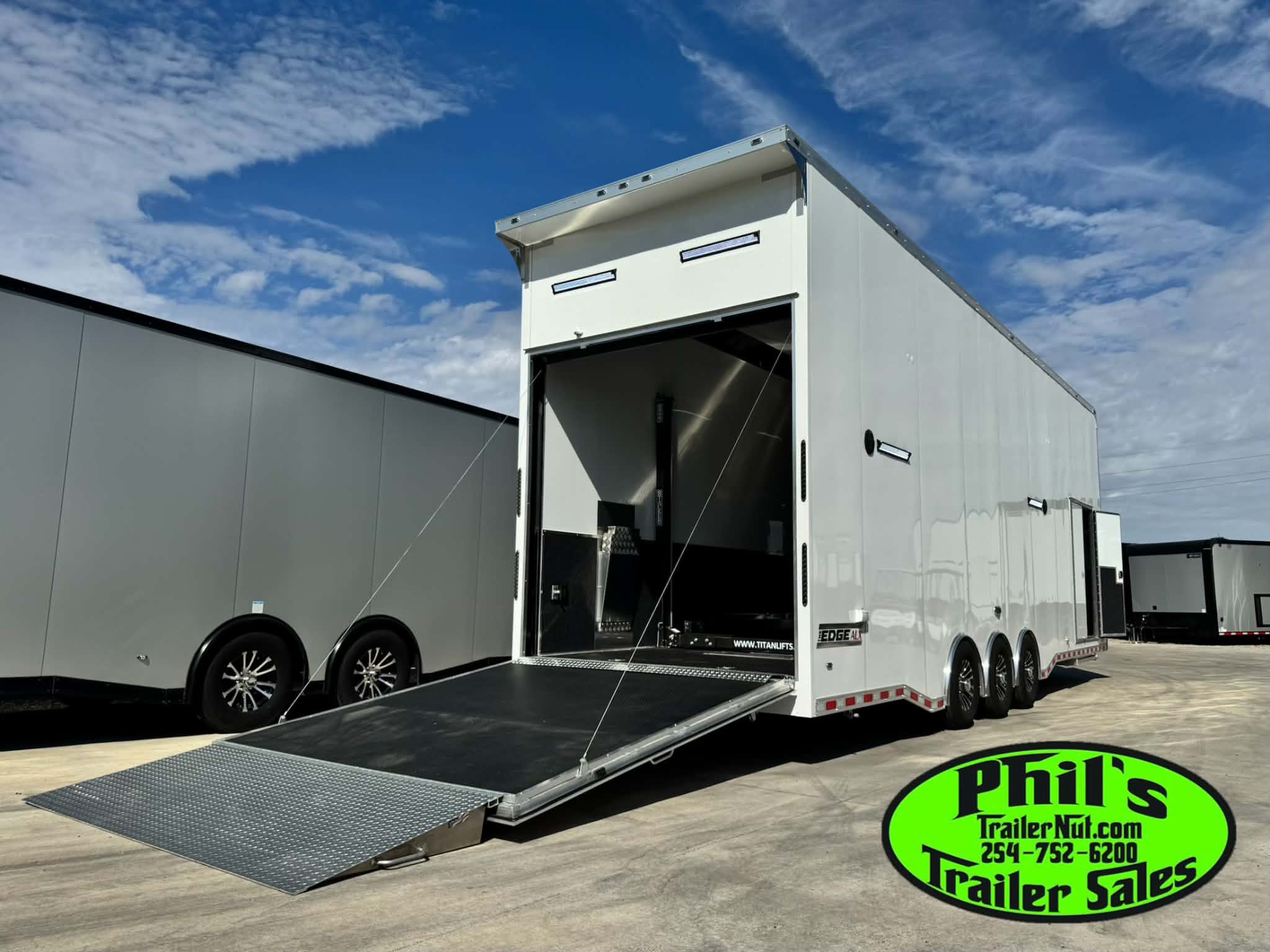 2027 Haulmark ALX ALL ALUMINUM 8.5 x 34 Stacker, Car / Race Trailers