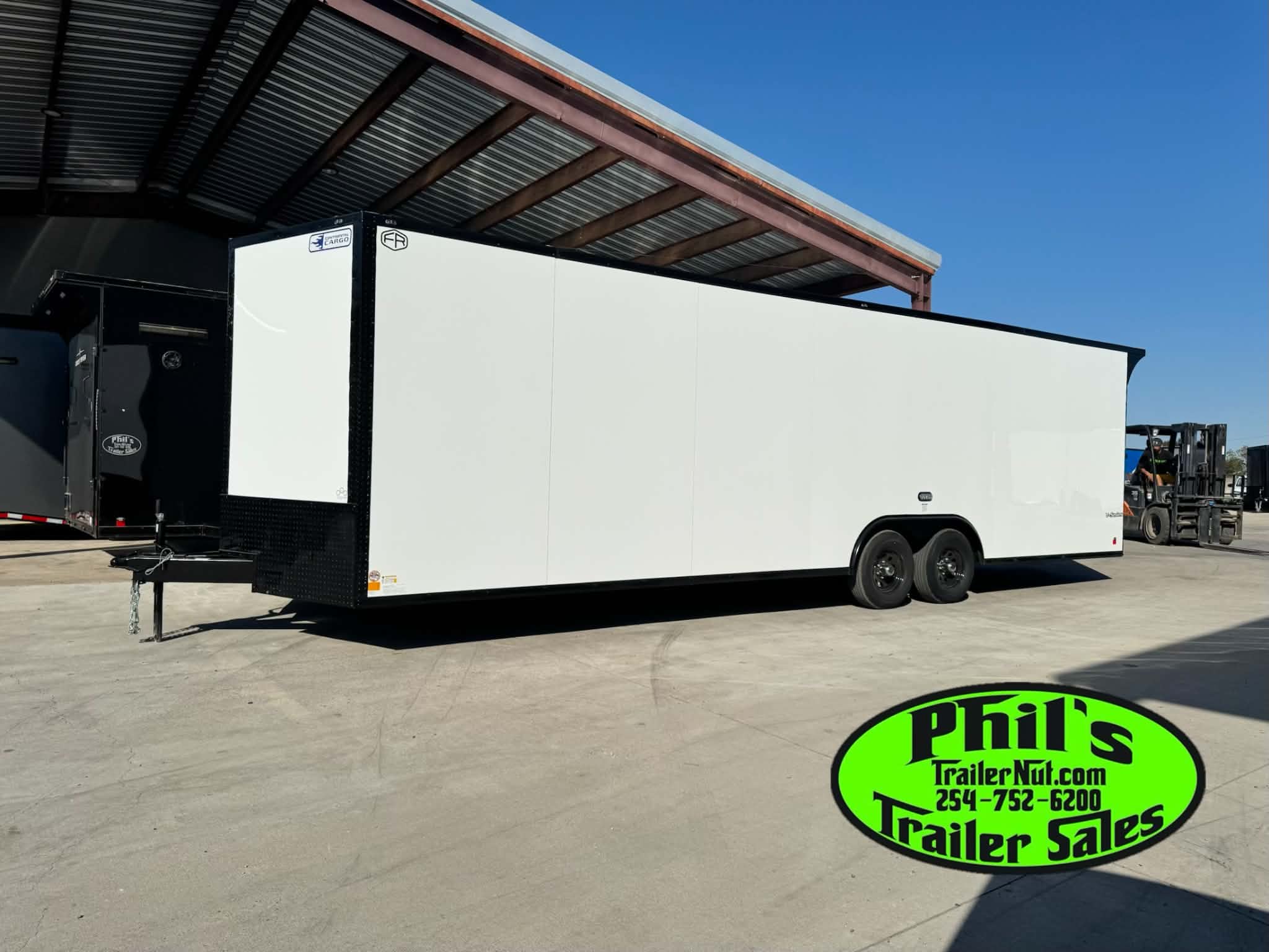 2027 Continental Cargo Trailers 8.5 x 28 ENCLOSED CAR HAULER – Cargo Trailer .080 SCREWLESS EXTERIOR, REAR WING & BLACKOUT PACKAGE