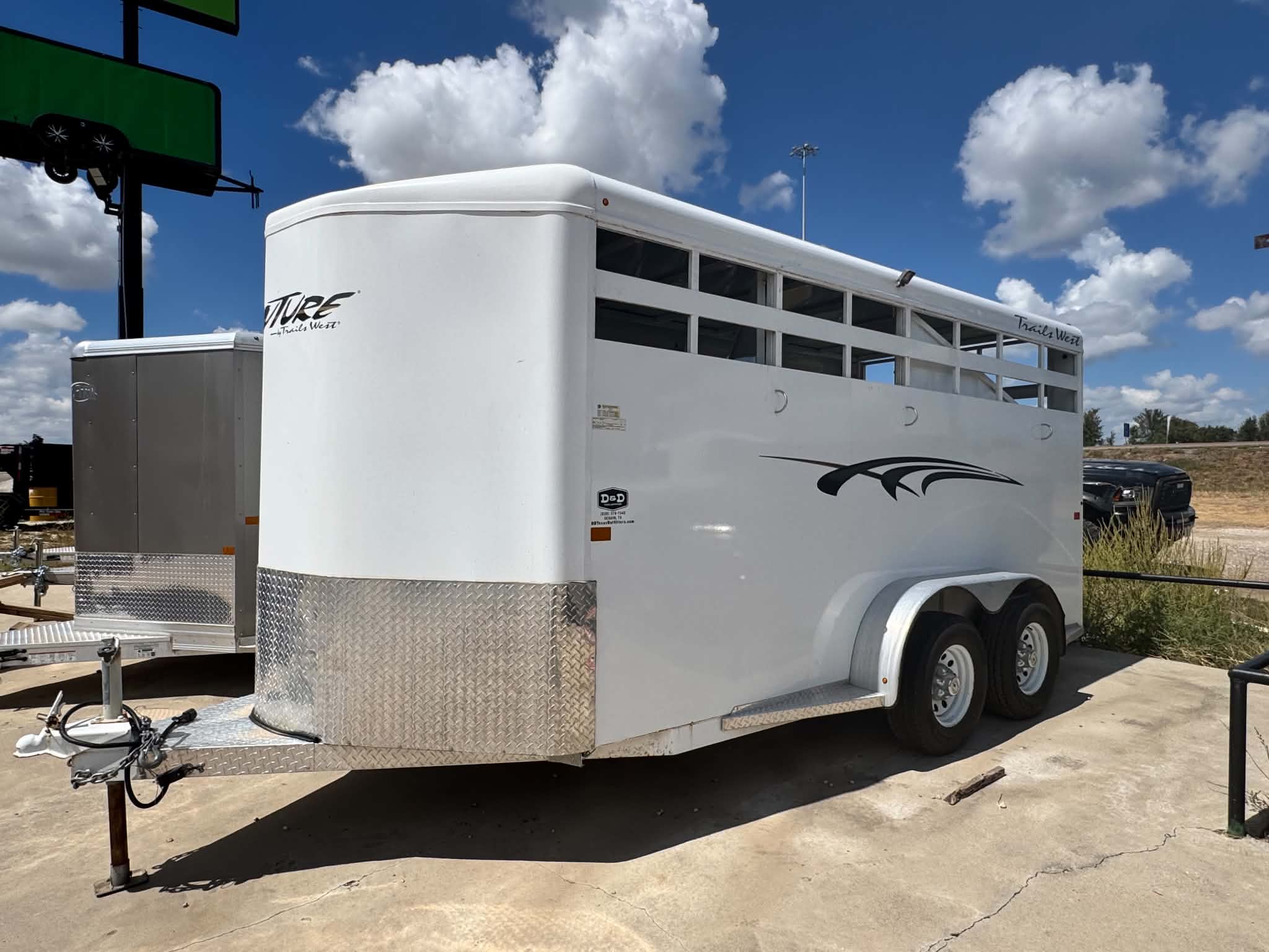 USED 2020 TRAILS WEST 3 HORSE TRAILER Livestock / Horse